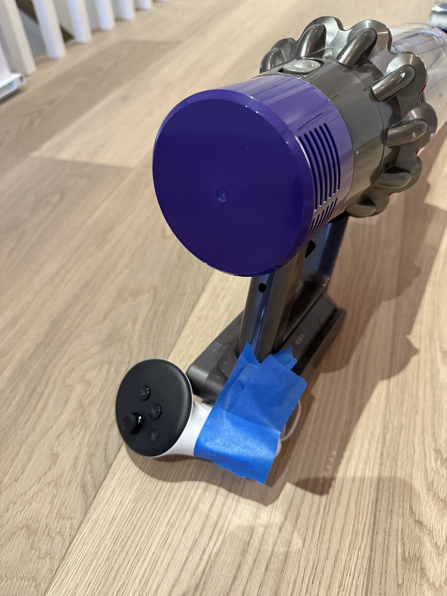 애플 비전 프로로 청소하기라고 돌고 있는 영상 특_2.jpg