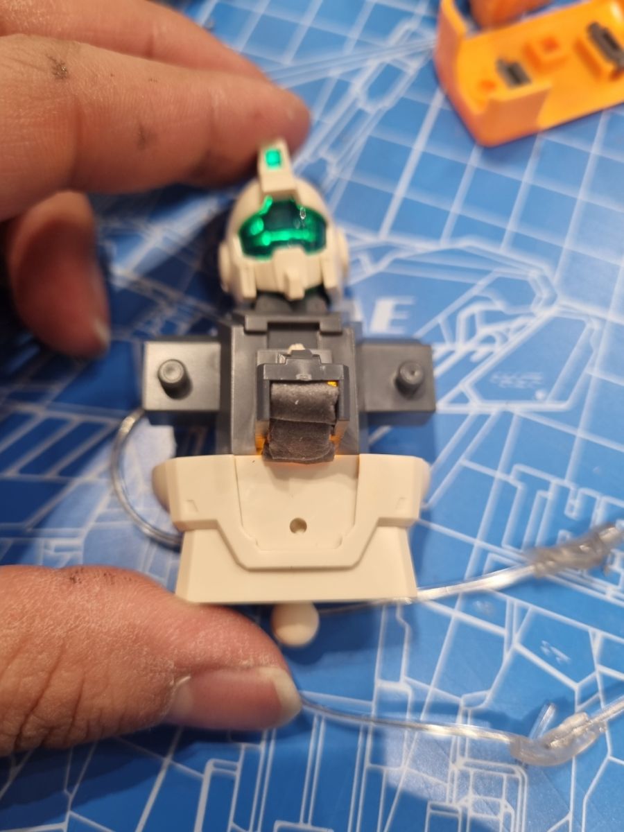 [건X 베이스] 고양점 건프라 발광 기법 안내 - 발광 다이오드편_59.jpg