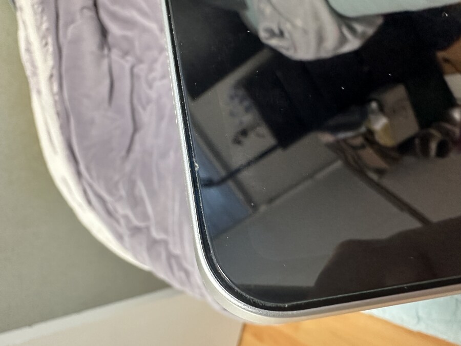 아이패드 액정필름 가장자리가 잘 깨지나요?_1.jpg