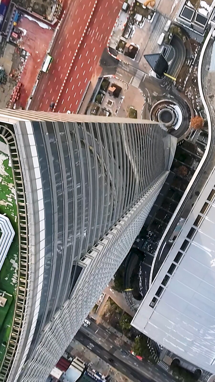 뭐더러 애플비전프로? 카더라 dji고글2! - 삼성역 무역센터 다이빙기_4.jpg