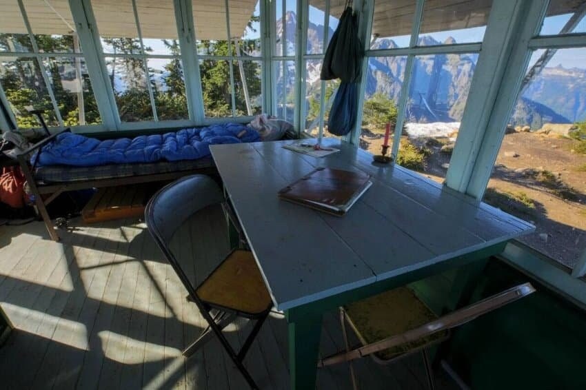 방에 틀어 박혀서 월급 540만원 받는 직업_7.jpg