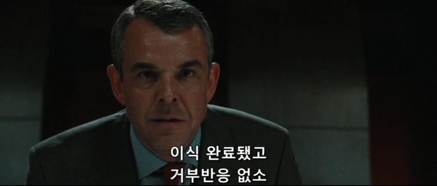 [엑스맨]아다만티움을 이식받는 울버린_11.jpg