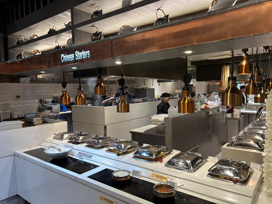 영국 세계음식 뷔페 COSMO all you can eat 방문 후기_23.jpg