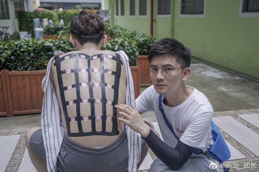 선크림 19종 등에바르고 얼마나 효과있는지 실험해본 결과.._1.jpg