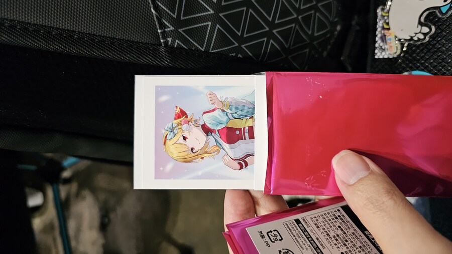 버튜버) 페스 랜덤 굿즈 교환하실 분 구함_8.jpg