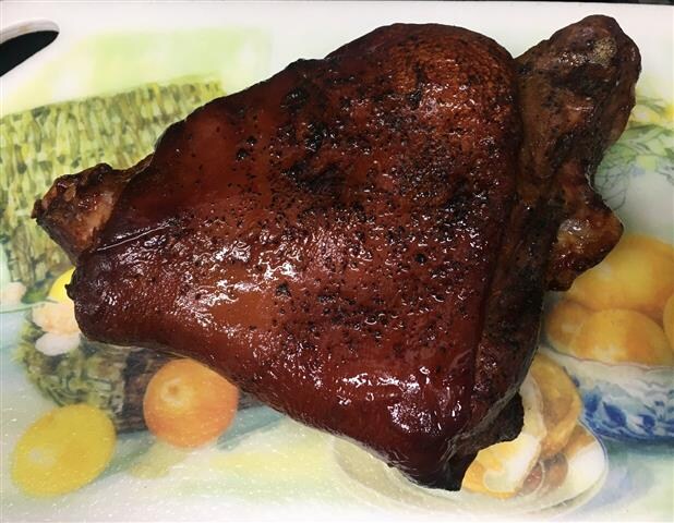 독일식 족발요리 슈바인스학세_2.jpg