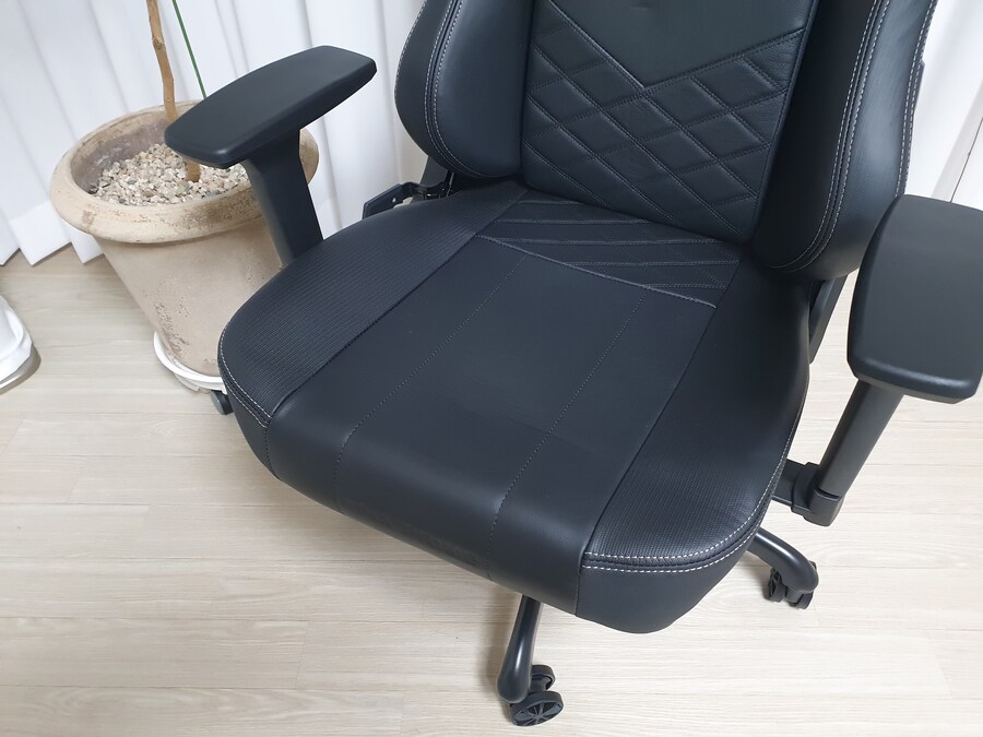 에이픽스프라임 GC003 레더 목받침 게이밍의자 구매후기 (유튜브 링크 포함)_10.jpg