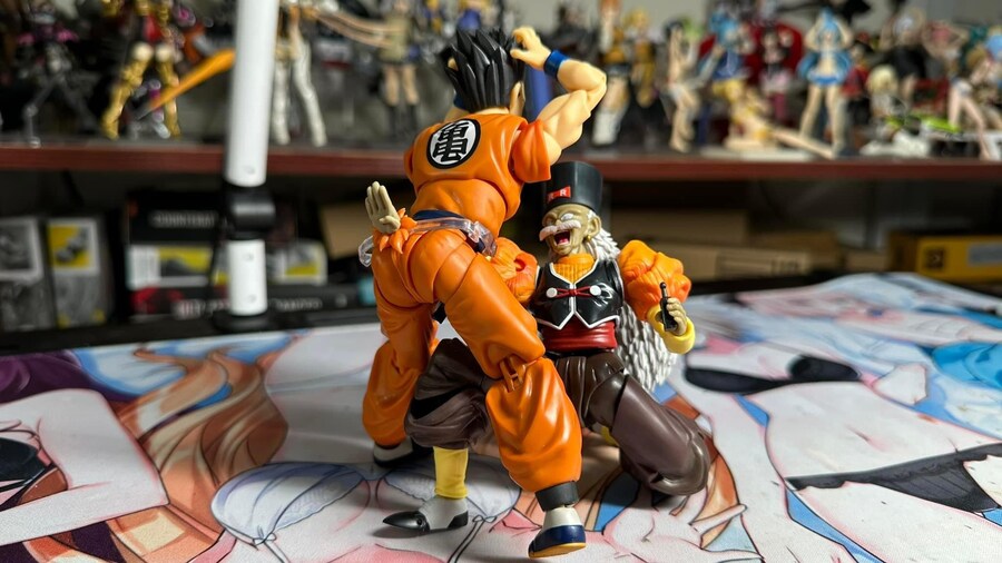 뭔가 좀 이상한 야무치 피규어_1.jpg