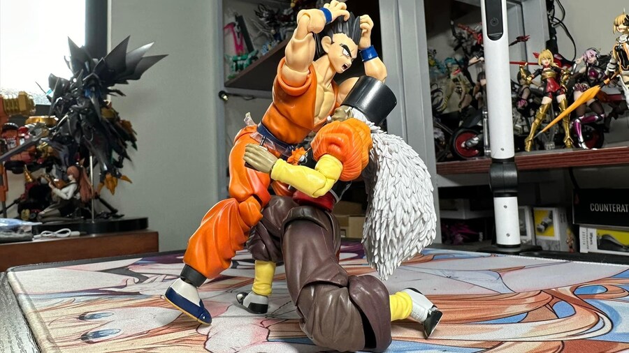 뭔가 좀 이상한 야무치 피규어_2.jpg