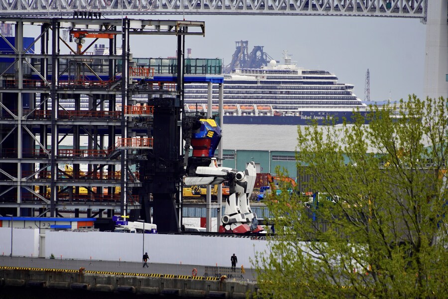 요코하마의 건담 근황_2.jpg