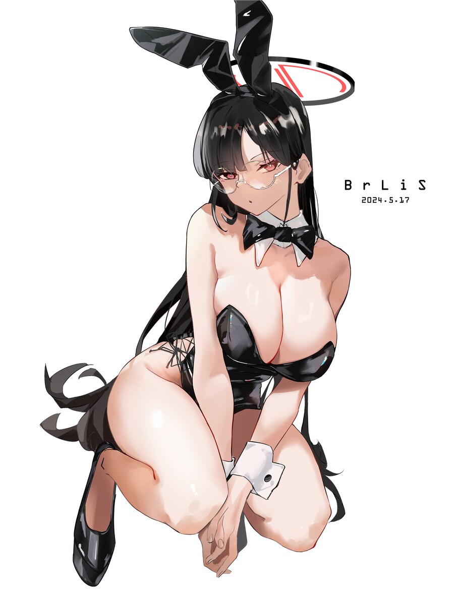 [블루아카] 안경쓴 바니걸 리오_1.png