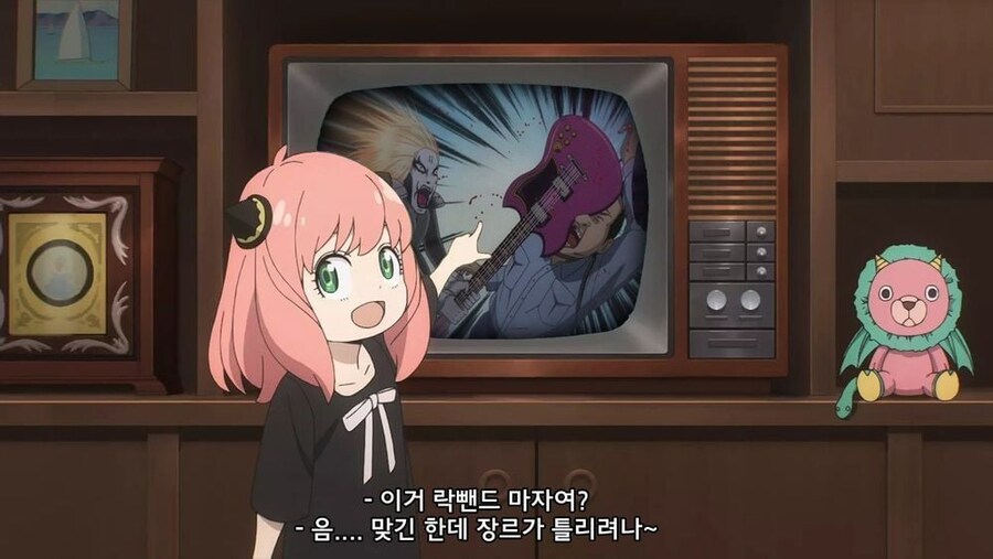 (스파이)락밴드를 하고 싶어 하는 아냐_2.jpg