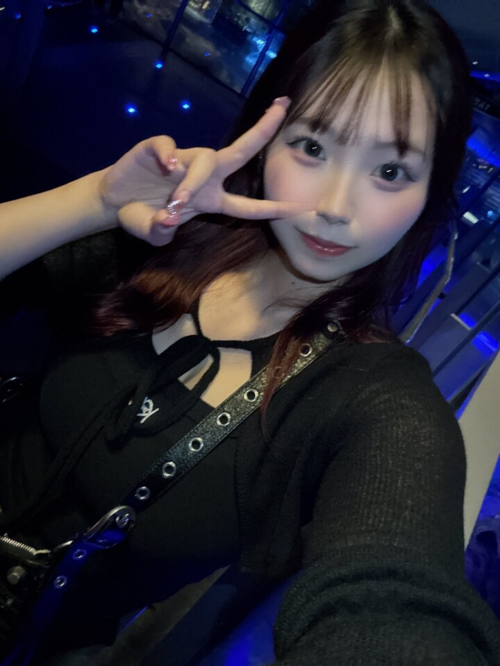 6월 엄청난거 나온다는 AV 배우누나.JPG_2.jpg