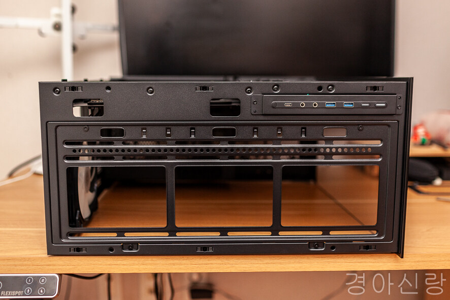 BTF 빅타워 어항 케이스 마이크로닉스 ML-420 VIEW BTF 블랙_11.jpg