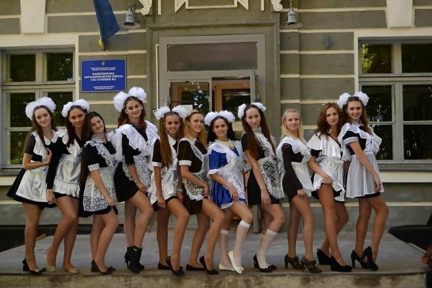 소련시절 러시아 여학생들의 교복_4.jpg