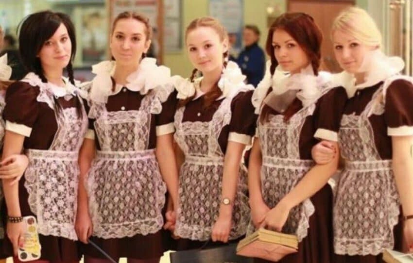 소련시절 러시아 여학생들의 교복_11.jpg