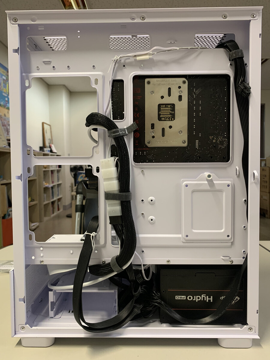 마이크로닉스 COOLMAX 멜로디 View 화이트 케이스_21.jpg