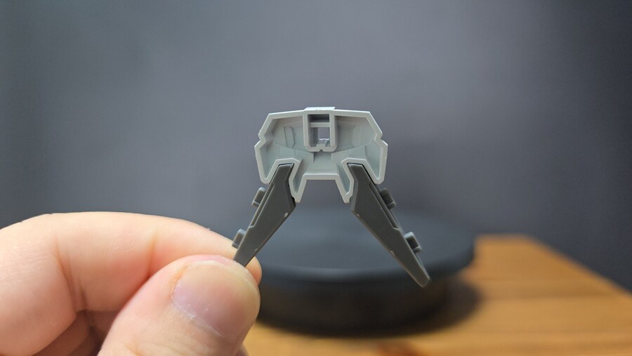 [반다이] SDCS 건담 캘리번_5.jpg