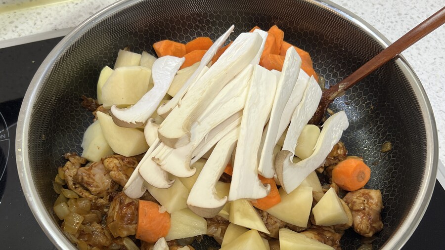 던전밥의 참수 (미궁) 토끼 카레라이스 따라만들기._28.jpg