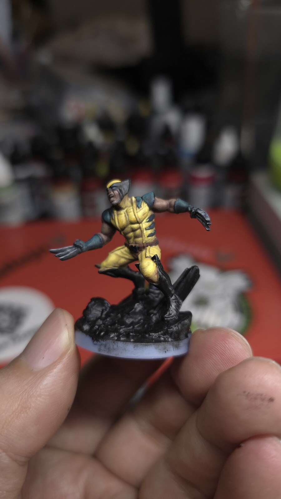 도색) 마블 좀비사이드 울버린_1.jpg