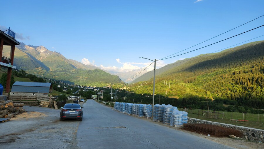 스압)산과 산의 도시. 14,15번째 도시 쿠타이시, 메스티아 (조지아)_8.jpg