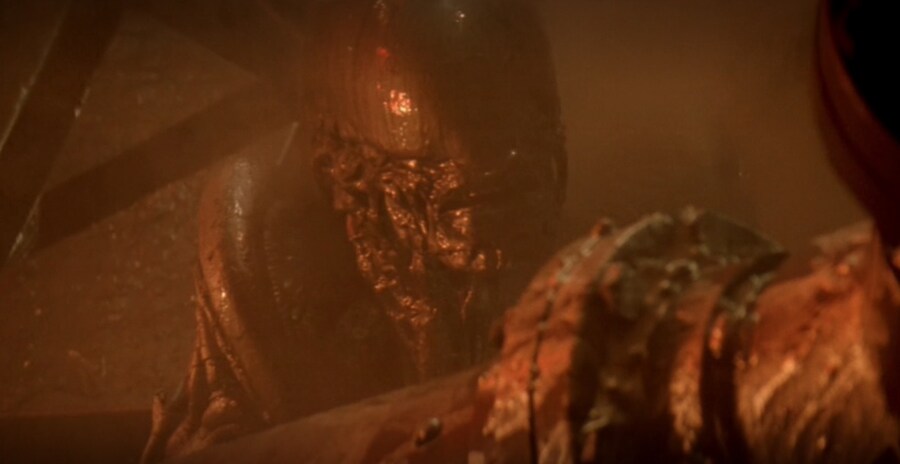 에일리언) 제노모프는 화염이 약점이다?_1.jpg