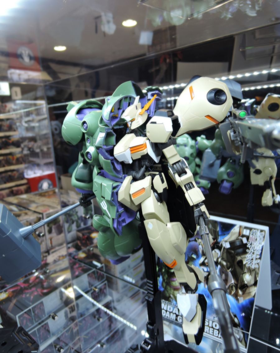 [건X 베이스] 고양점 RG 퍼스트 건담 2.0 내부 프레임 도색 작례_8.jpg