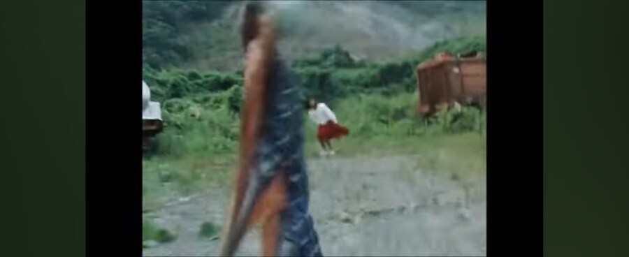 전대물)여성멤버가 괴수를 유인한 방법_15.jpg