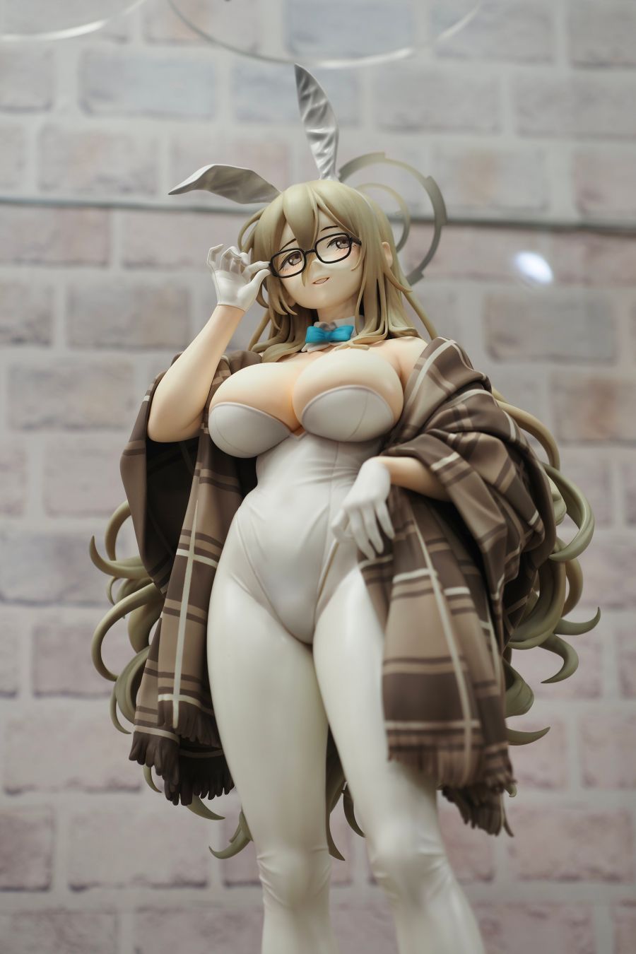 [맥스 팩토리] 1/7 블루 아카이브 - 아카네 바니 걸 전시 사진_4.jpg