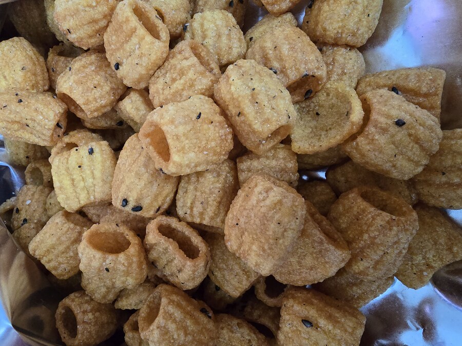 [신제품] 크라운 못말리는 신짱 고구마 맛탕맛_4.jpg