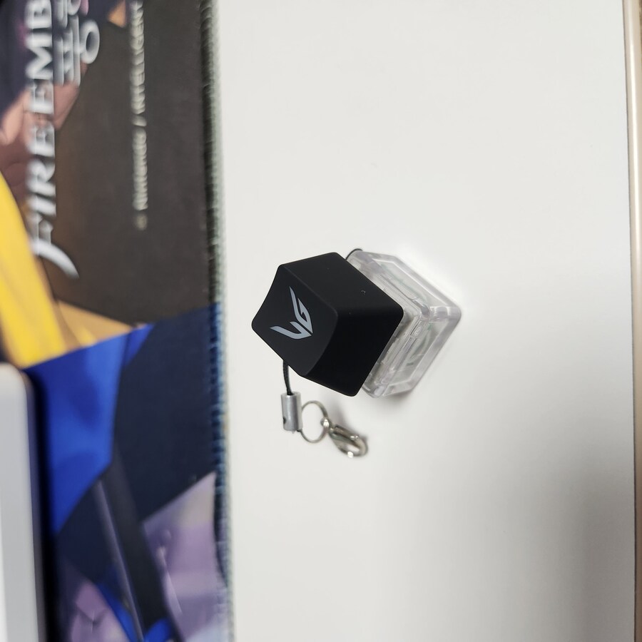 모니터를 샀더니 울트라기어 키캡을 줬네요_3.jpg