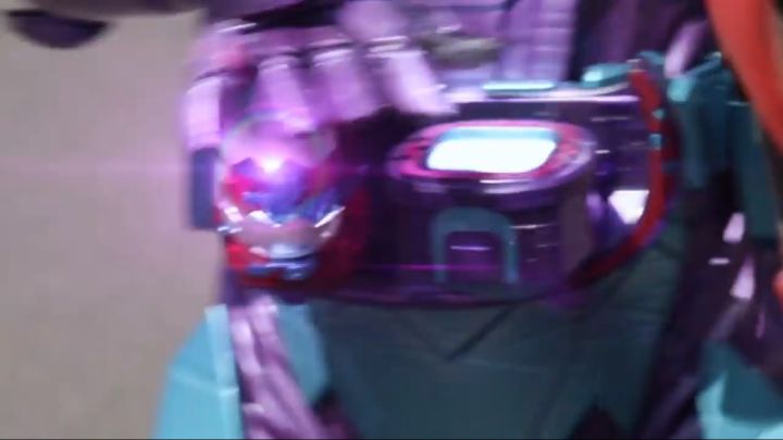 [가면라이더 리바이스] 파워 인플레에 밀려난 폼이 활약하다_21.jpg