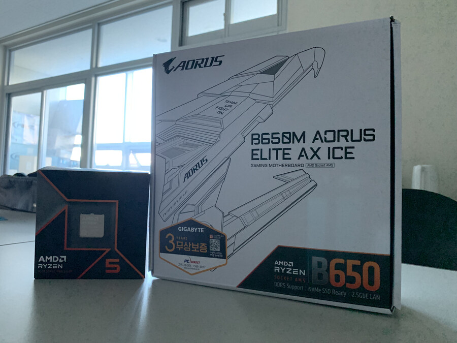 GIGABYTE B650M AORUS ELITE AX ICE 피씨디렉트_1.jpg