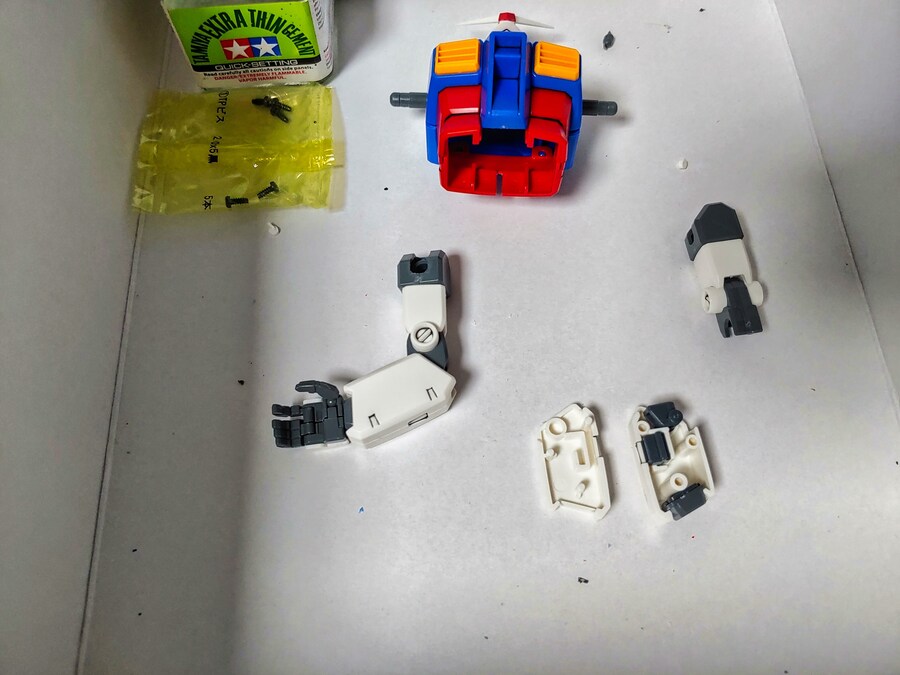 [MG] RX-78-2 퍼스트 건담 Ver.Ka_4.jpg