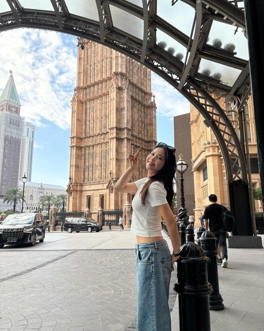 241007.솔라.인스타그램 06.jpg