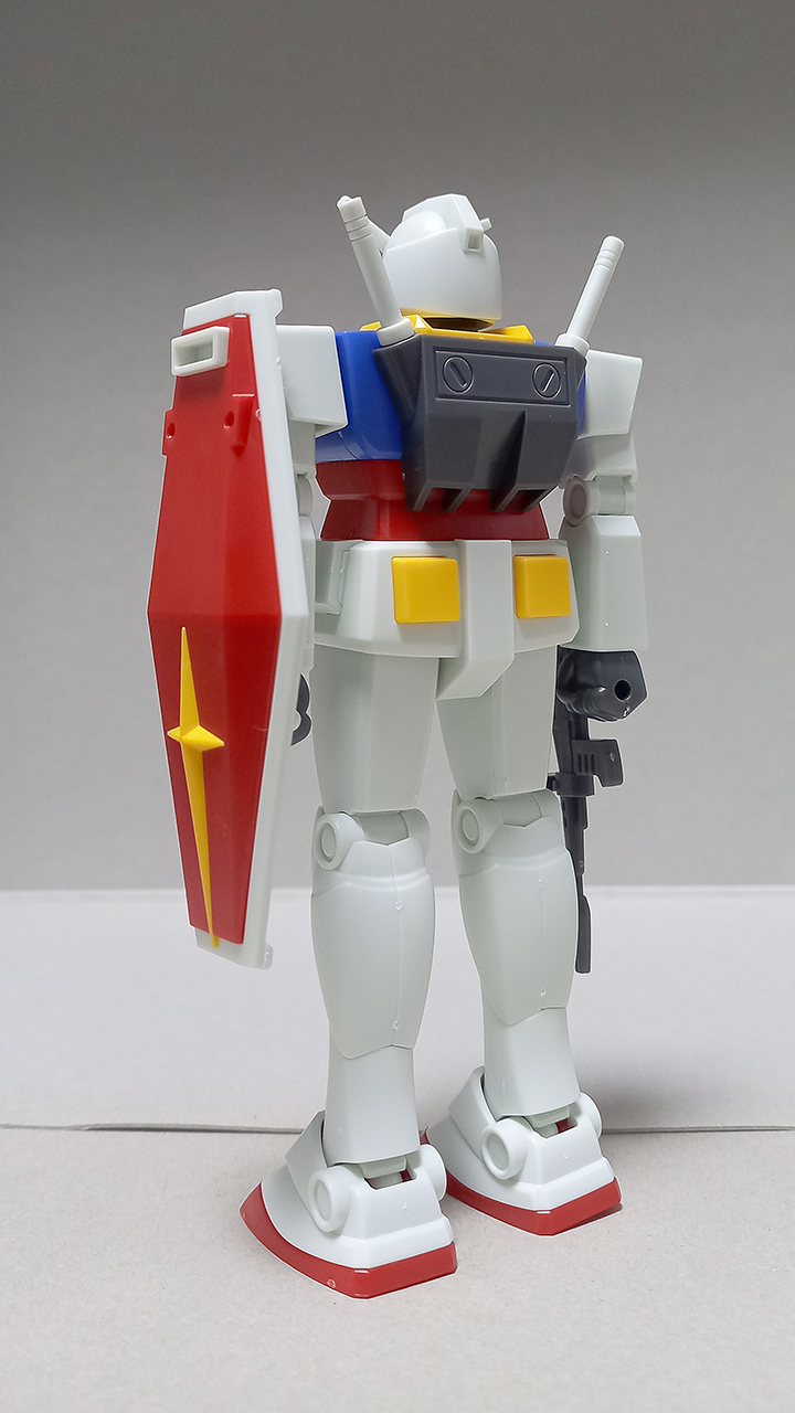 틀니쉬드 퍼스트 건담 (베스트 메카 컬렉션 1/144 퍼스트 건담 리바이벌 버전)_2.jpg