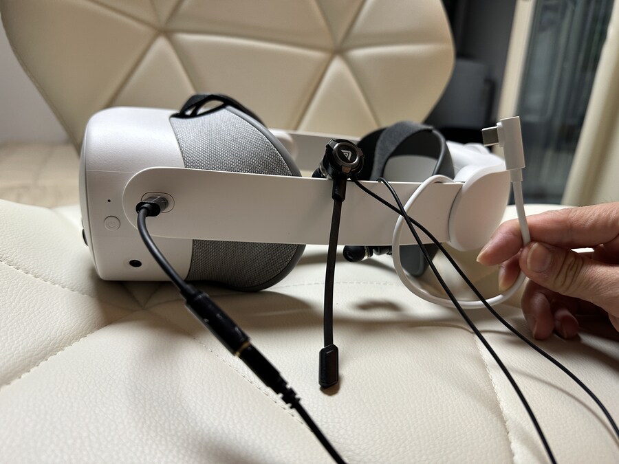 메타 퀘스트3S, USB-C to 3.5mm 젠더로 유선 헤드셋/이어폰과 연결하기_3.jpg
