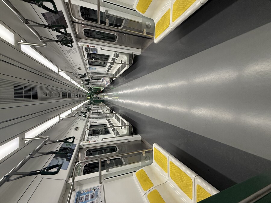 2호선 칸에 나뿐이야_1.jpg