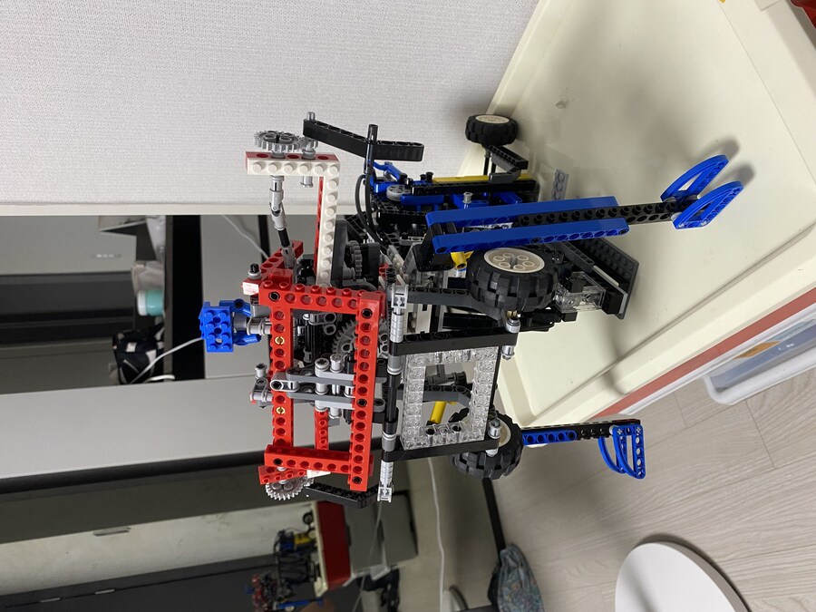 레고(LEGO) 테크닉&마인드스톰 조합 자동변신 옵티머스 프라임 트랜스포머_1.jpg