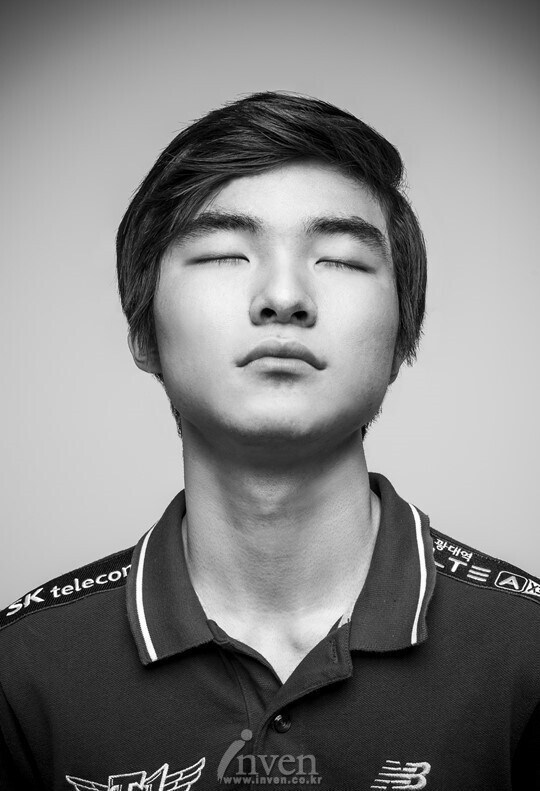 롤) 페이커의 미움받을 용기 움짤_1.jpg