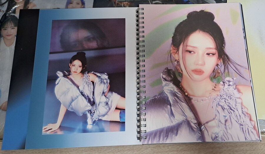 BABYMONSTER 1st FULL ALBUM [DRIP] BINDER Ver._5.jpg