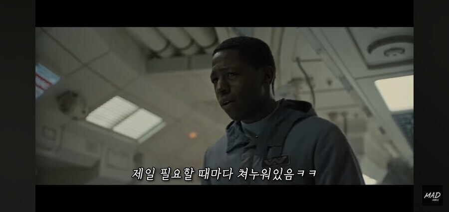 에일리언) 맨손으로 페이스허거도 잡는 스펙..!_2.jpg