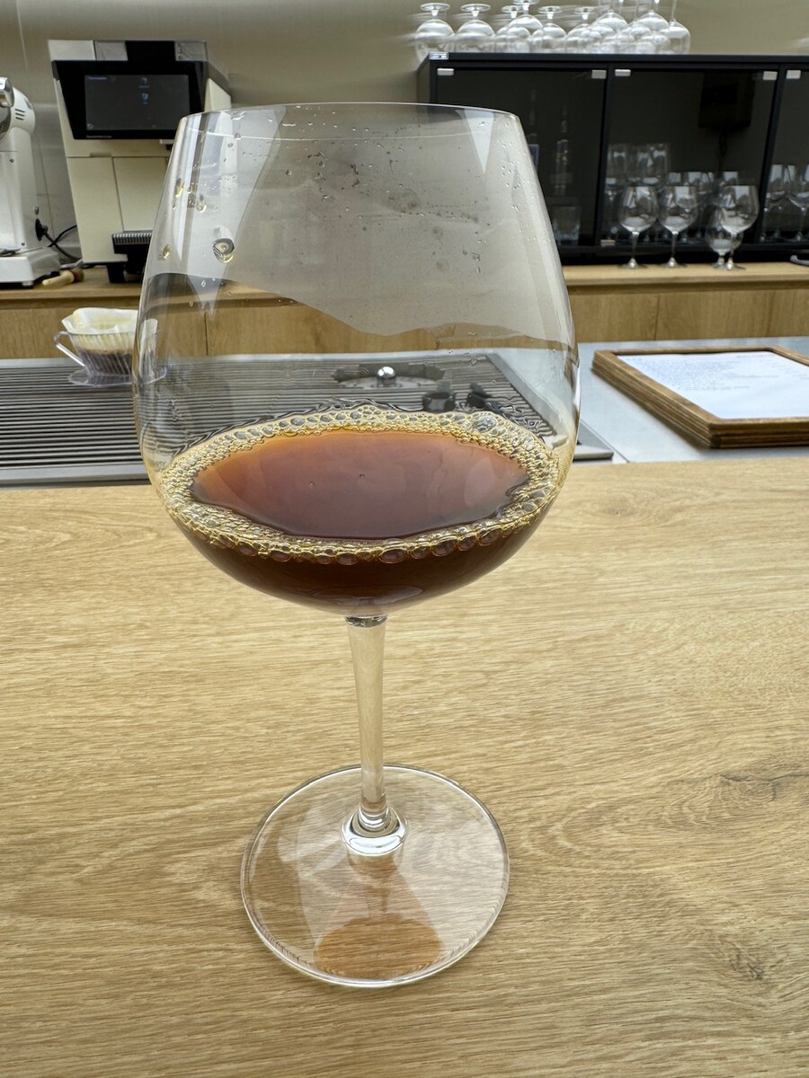 명동의 최첨단 IT 기술과 최고급 커피가 있는 카페_27.jpg