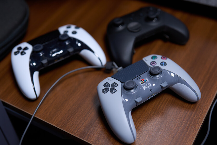 PS 30주년 듀얼센스 엣지 오픈 사진들_21.jpg