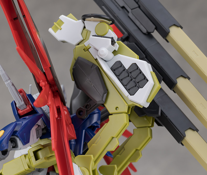 HG 데스티니 건담 스펙 Ⅱ & 제우스 실루엣 해외 리뷰 (스크롤 주의)_129.jpg