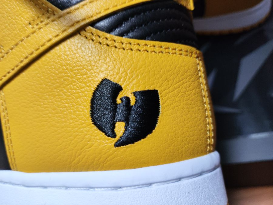 나이키 X 우탱클랜 덩크 하이 + 반팔티_5.jpg