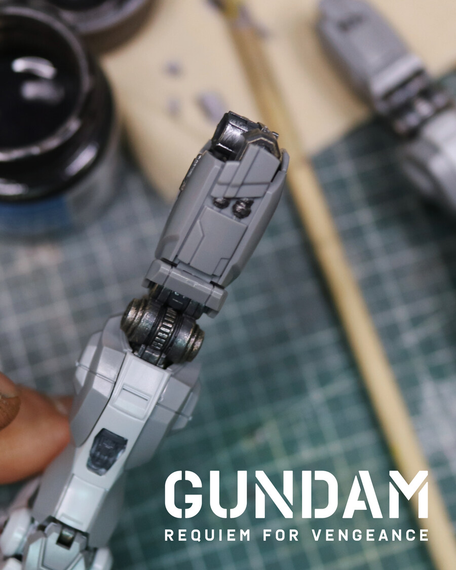 HG 건담 EX (복수의 레퀴엠) 아무로 레이 Ver._15.jpg