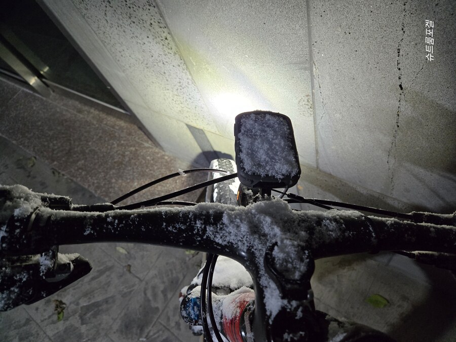 눈이 올거라고 예상하고있었지만..._5.jpg