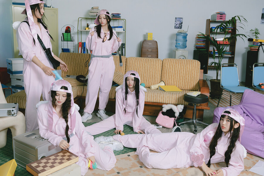 [뉴진스] NewJeans 2025 시즌 그리팅 프리뷰 클립 #2_2.jpg