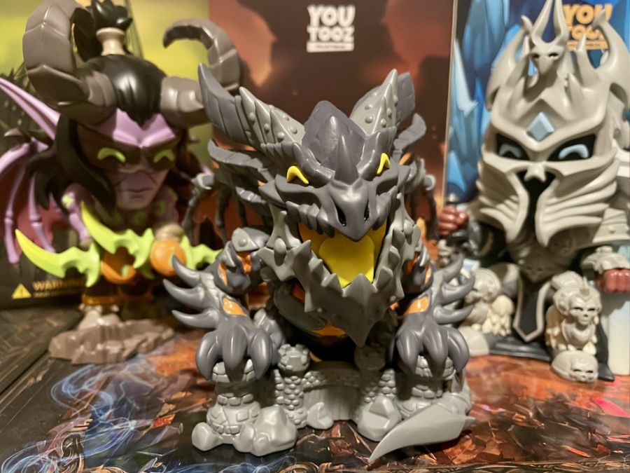 와우 x 유투즈 콜라보 데스윙, 리치왕, 일리단 피규어 공개_2.jpg